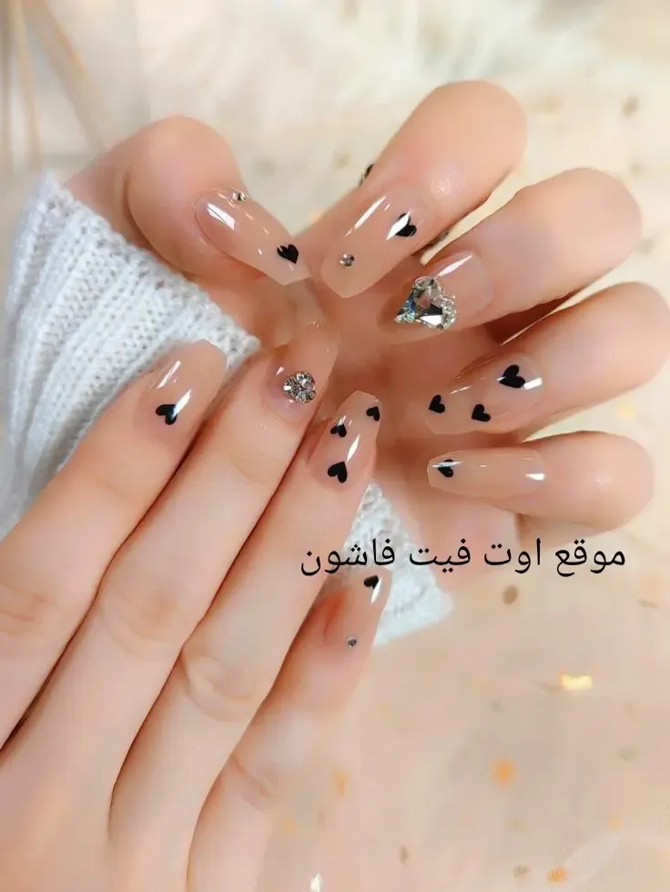 موضة اظافر 2024 ألوان أظافر حديثة